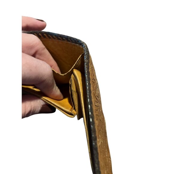 Vintage Western Leather Wallet With Horse Design & Coin Pocket - Picture 5 of 7